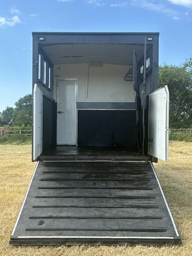 Horsebox daf 12 months - 12,