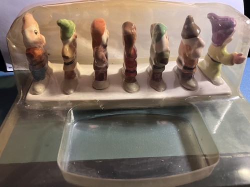 Snow white the 7 dwarfs - 7,