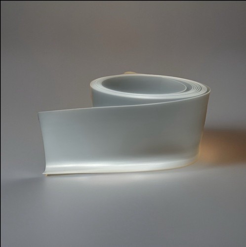 Light grey sit skirting - light,