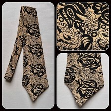 Vintage 1960s 1970s Black