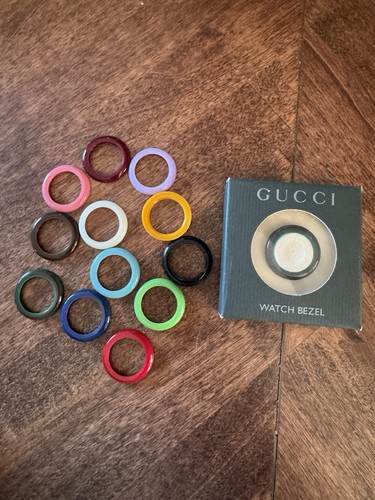 Gucci interchangeable watch - gucci,