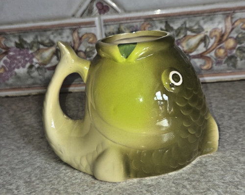 Vintage big mouth glug - mouth,