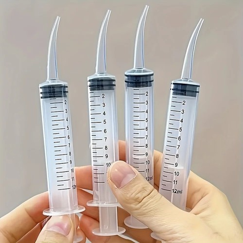 Curved tip syringe - curved,