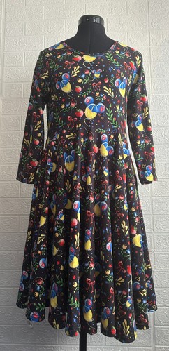 Carolina dress room disney - carolina,