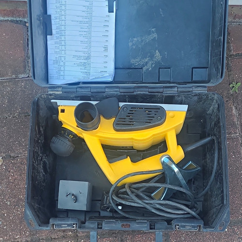 Dewalt 240v corded - 240v,