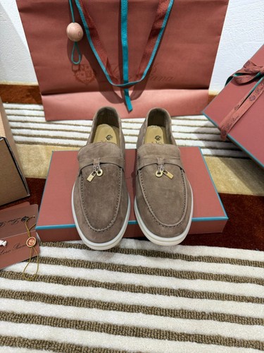Loro piana deep - deep, sand