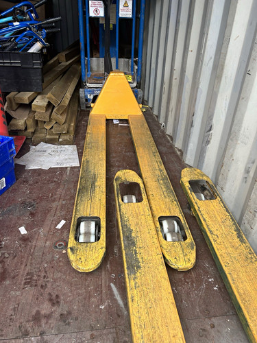 Yellow manual pallet jack - , /