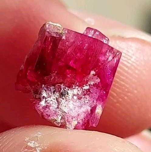 Ultra gem red - gem, beryl