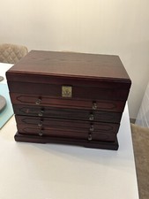 Thomas Pacconi Classic Wood Jewellery Box