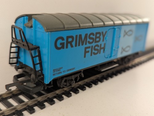 Lima grimsby fish - fish, van