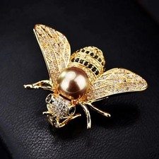 Design Insect Bee Brooch –