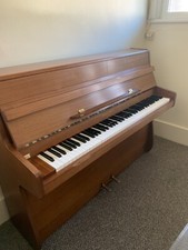 Compact Upright Barratt and