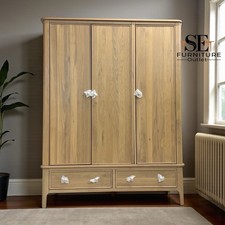 LIGHT NATURAL SOLID OAK TRIPLE