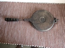 ANTIQUE RARE JOTUL NORWAY CAST IRON  KRUMKAKE / WAFFLE MAKER  HEART SHAPED