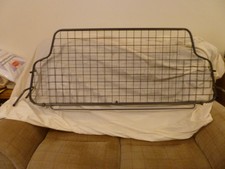 TRAVALL Dog Guard for Peugeot Partner/Citroen Berlingo