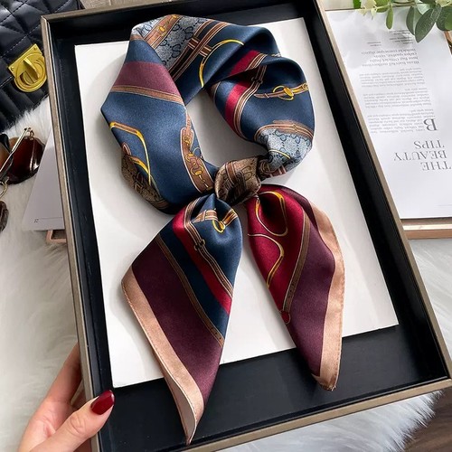 100 genuine mulberry silk - 100%,
