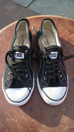 North star shoes opened and - star,