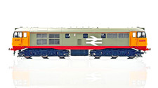 HORNBY 00 GAUGE - CLASS 31 DIESEL LOCOMOTIVE RAILFREIGHT RED STRIPE 31237 BOXED