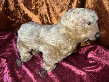 Antique Steiff Bear on Wheels