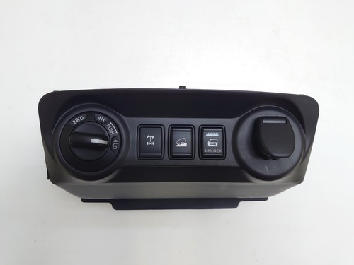 Nissan navara d23 - nissan,