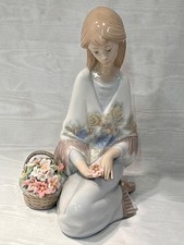 Vintage Lladro Flower Song