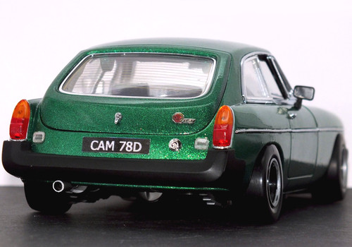 Custom mgb gt rubber - 1:18,