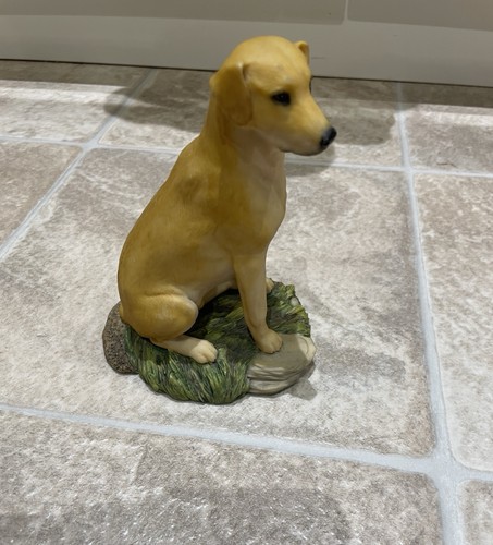 Aynsley labrador figurine - aynsley,