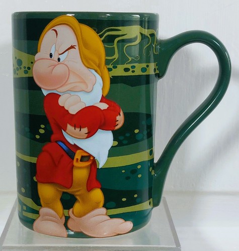 Disney store snow - disney,
