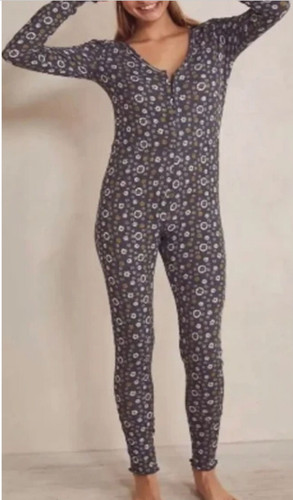 Free people intimately - free,