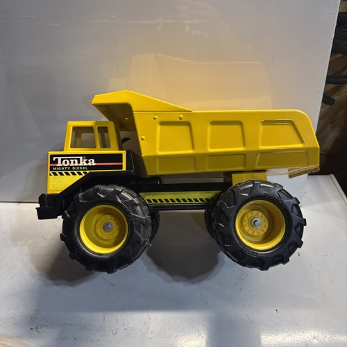 Tonka mighty diesel - mighty, yellow