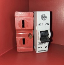 Wylex Plug In MCB 32A 32AMP