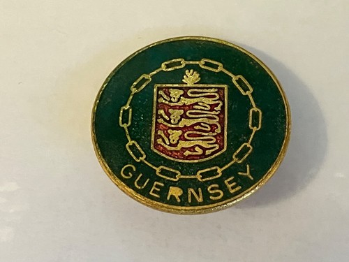 Vintage guernsey enamel - guernsey, pin