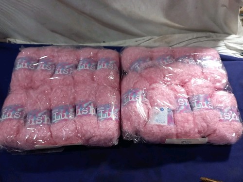 Patons lush pink - patons, x