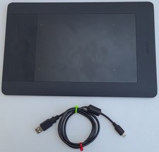 Wacom Intuos 5 Touch Small Wireless Tablet PTH-450 Manual