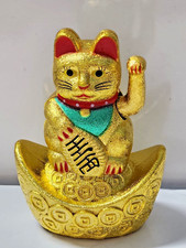 Lucky cat waving arm - waving,