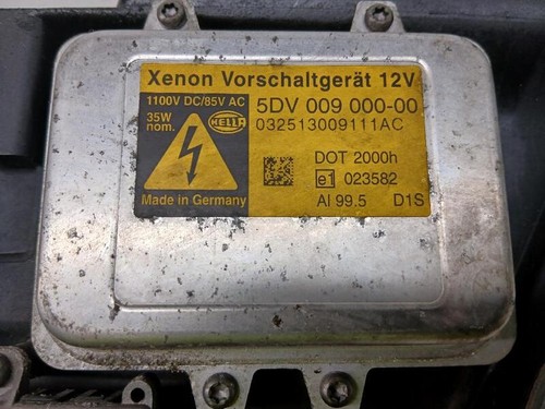 15876100 224514 headlamp left