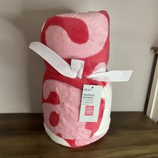 New NEXT pink 10/10 let’s