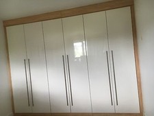 fitted bedroom furniture