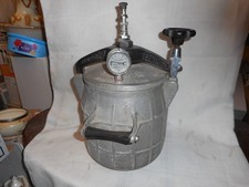 Vintage easiwork no 9 pressure cooker