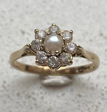 Size L.5 9ct Gold Pearl And CZ Ring 9k 375