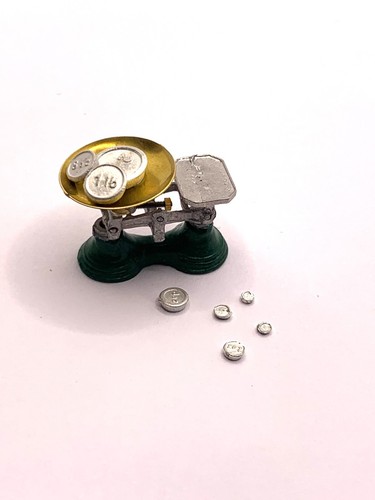 12th scale dolls - scale, house