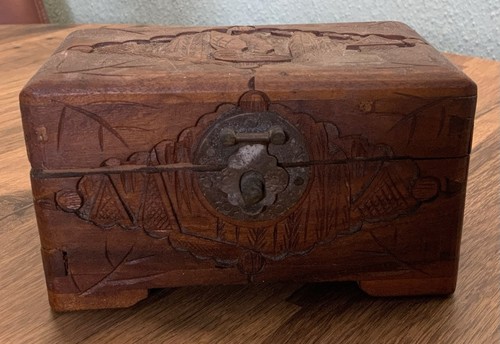 Vintage hand carved chinese - vintage,