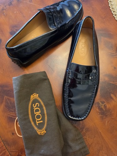 Stunning classic chic tods - stunning,