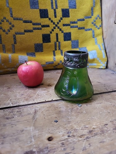 Loetz iridescent glass - iridescent,