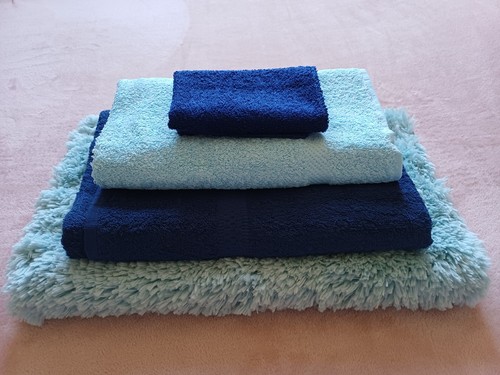 Bathmat and towel - bathmat,