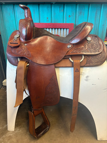 Circle roping saddle - y,