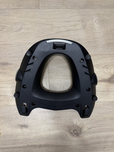 Givi sr6401 rear rack triumph - rear,