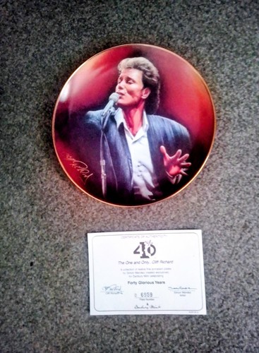 Cliff richard commemorative - cliff,