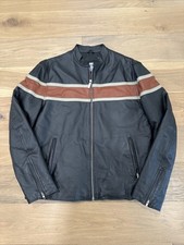 Wilsons Leather M. Julian Cafe