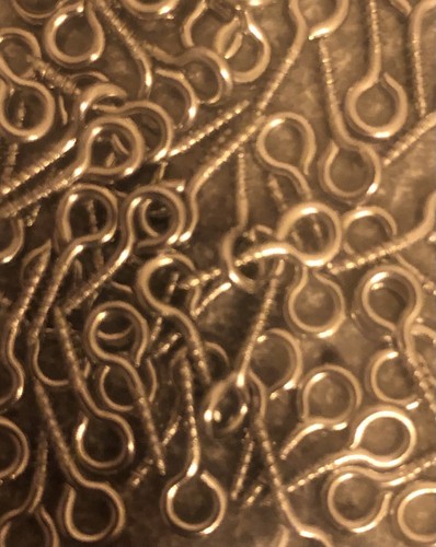Silver coloured screw - coloured,